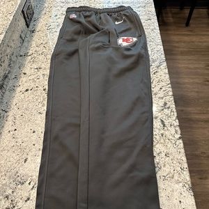 Nike - Kansas City Chiefs Therma-FIT Sweatpants